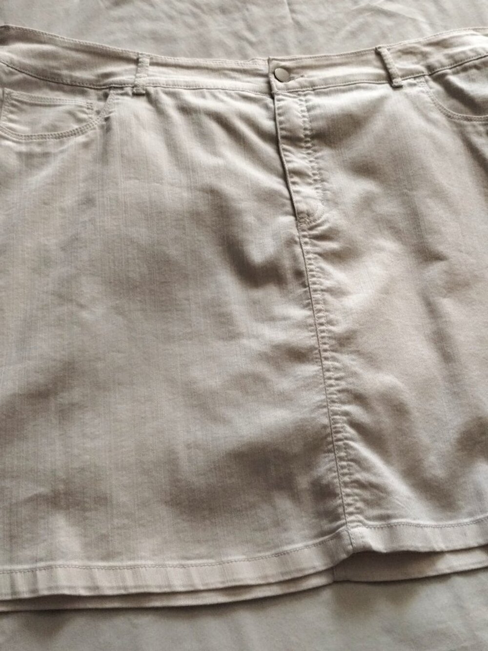 CROFT & BARROW White DENIM "CLASSIC Fit" Fully Skirted SKORT Sz 16W